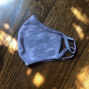 gray and white tie dye mask